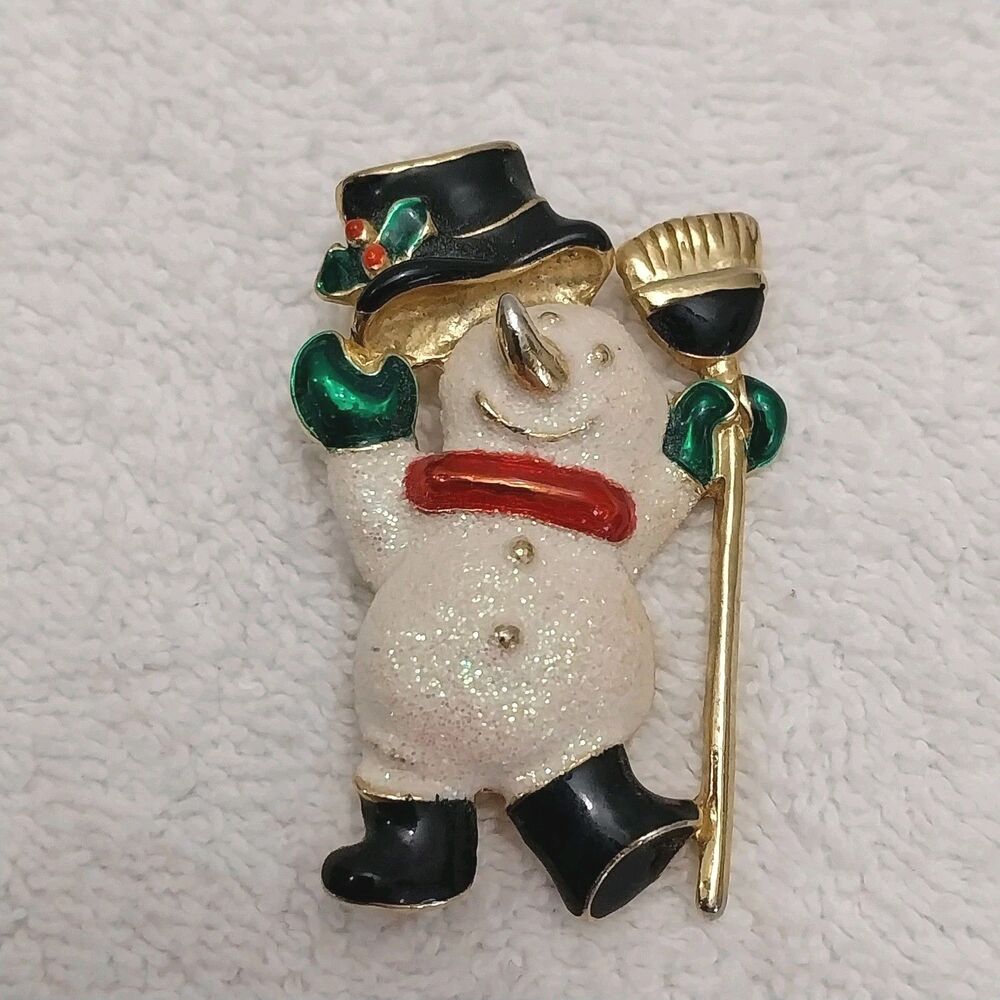 Vintage Pin Brooch Christmas Snow Man Hat Tipper Gold Tone 1" X 2" #J311
